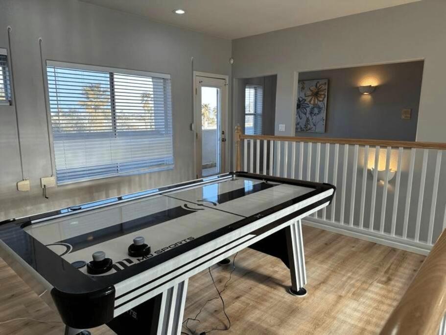 Stripviews! Modern Vegas Retreat Las Vegas