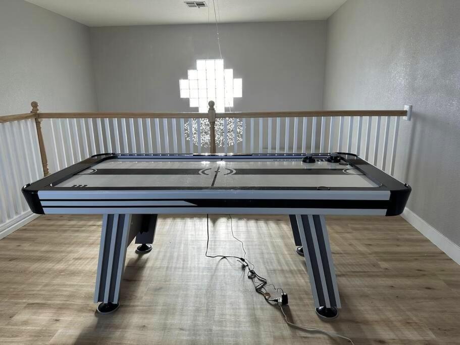 Apartment Stripviews! Modern Vegas Retreat