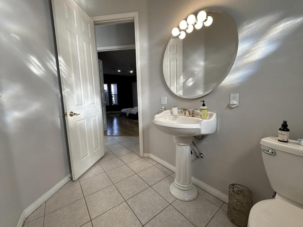 Apartment Stripviews! Modern Vegas Retreat Las Vegas
