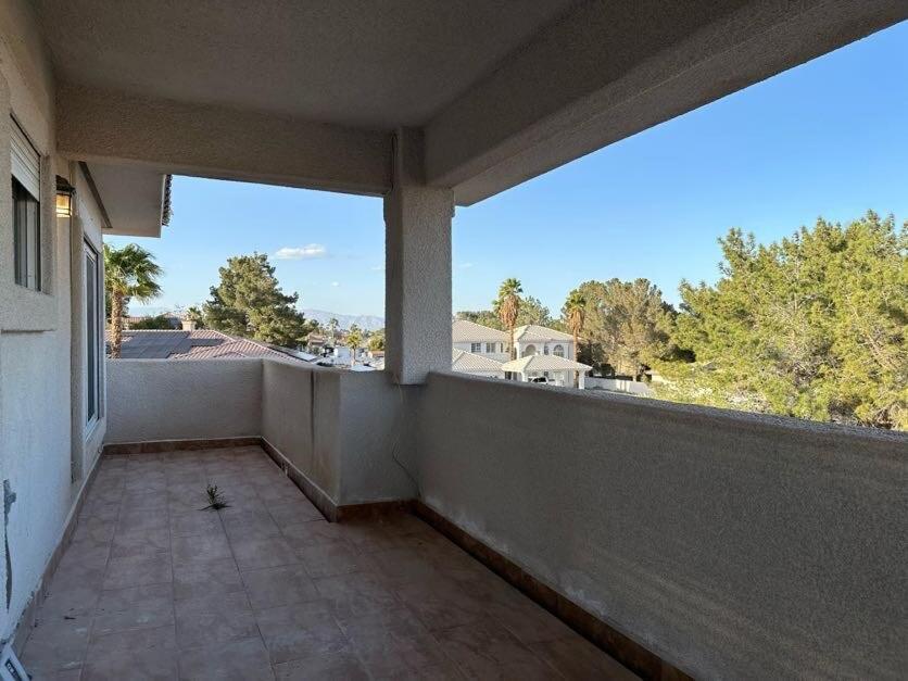 Stripviews! Modern Vegas Retreat Apartment Las Vegas